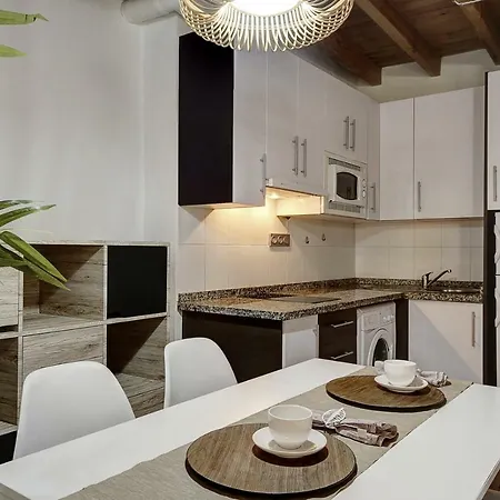 Home4u, Elvira 16, 2a *