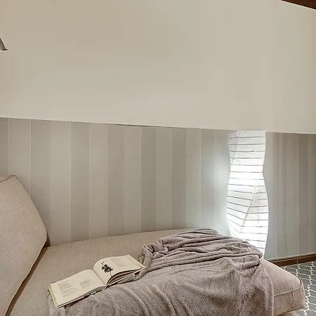 Home4u, Elvira 16, 2a Apartment