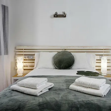 Home4u, Elvira 16, 2a Apartment Granada